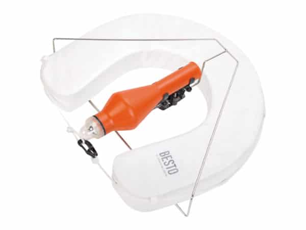 HORSESHOE LIFE BUOY W/LIGHT+BRKT WHITE BESTO