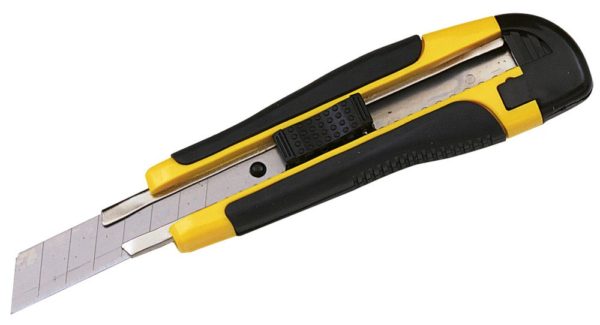 CUTTER PROFESSIONAL 18MM W/METAL GUIDE