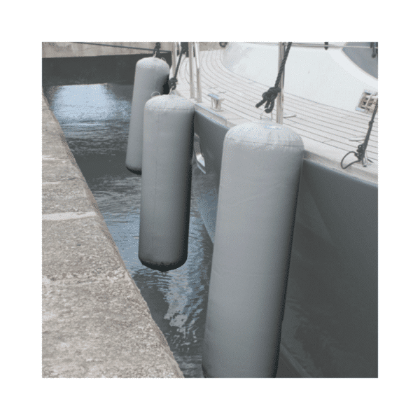 MAXISTOW-PVC-FENDER-FENDEQUIP-GALLERY-1